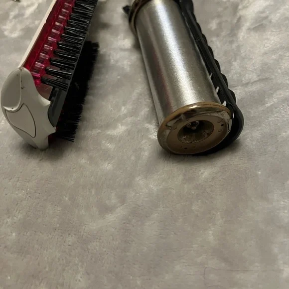 White and Pink Hair Styling Tool - Picture 8 of 15